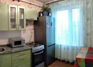 Сдам трехкомнатную квартиру, 60 м2, Москва, Шоссейная улица, 40к1, район Печатники