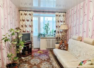 Продается двухкомнатная квартира, 46 м2, Коряжма, улица Космонавтов, 6