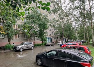 3-комнатная квартира на продажу, 58 м2, Екатеринбург, улица Амундсена, 56, метро Геологическая