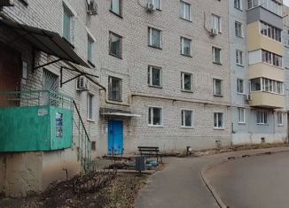 Продается трехкомнатная квартира, 83.2 м2, Острогожск, Северный микрорайон, 25