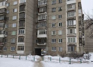 Продаю 3-ком. квартиру, 57.8 м2, Удмуртия, Красногеройская улица, 103