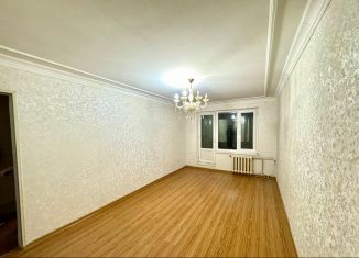 Сдаю 1-ком. квартиру, 30 м2, Грозный, улица Л.И. Яшина, 34