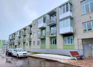 Продается 2-ком. квартира, 58.4 м2, городской посёлок Дубровка, Советская улица, 36к2