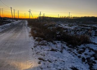 Продаю земельный участок, 7.9 сот., село Большие Харлуши, Парковая улица