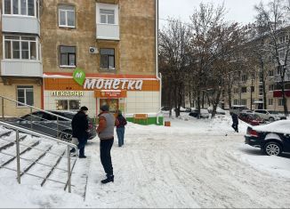 Продаю торговую площадь, 435.5 м2, Республика Башкортостан, улица 40 лет Октября, 9