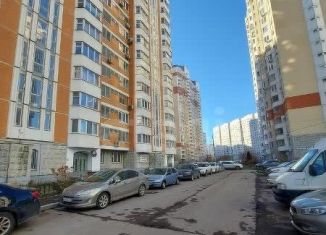 Продам 1-ком. квартиру, 37 м2, Люберцы, проспект Гагарина, 26к2