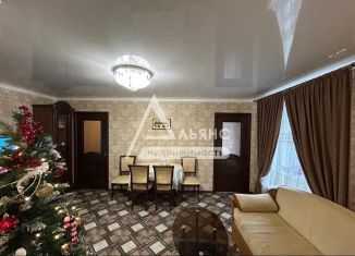 Продажа 2-ком. квартиры, 48 м2, Калуга, улица Петра Тарасова, 11