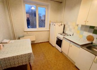 2-комнатная квартира в аренду, 60 м2, Пермский край, улица 25 Октября, 64