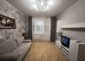 Сдается 2-ком. квартира, 49 м2, Москва, улица Лескова, 3