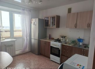 Аренда 1-ком. квартиры, 40 м2, Стерлитамак, улица Сагитова, 2Д