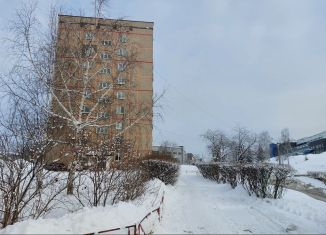 Продам трехкомнатную квартиру, 57 м2, Первоуральск, проспект Ильича, 1А