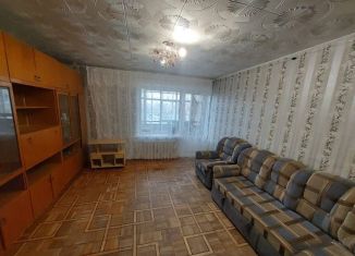 Продам четырехкомнатную квартиру, 74 м2, Балаково, улица Ленина, 60