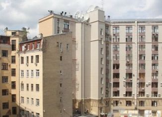 Сдача в аренду трехкомнатной квартиры, 155 м2, Москва, Климентовский переулок, 2
