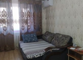 Сдаю 1-комнатную квартиру, 32 м2, Грозный, улица Менделеева, Шейх-Мансуровский район