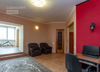 Продается 3-комнатная квартира, 140.8 м2, Алтайский край, Партизанская улица, 132