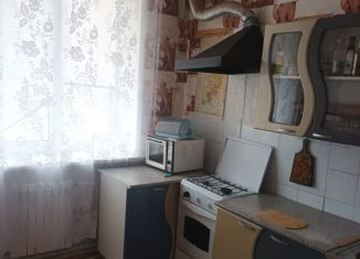 Продажа трехкомнатной квартиры, 48 м2, Острогожск, улица Карла Маркса, 61А
