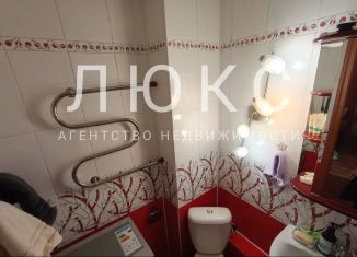 Продажа 2-комнатной квартиры, 43.1 м2, Кемеровская область, проспект Шахтёров, 2