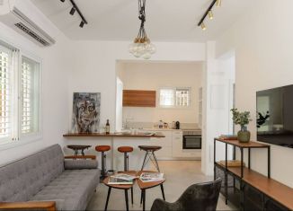 Продаю 2-ком. квартиру, 36.5 м2, Сочи