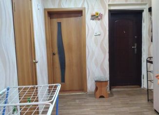 Продается 3-комнатная квартира, 60.8 м2, Алейск, Советская улица, 103