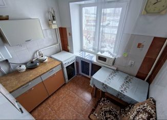 Продается 3-комнатная квартира, 53.9 м2, Чувашия, улица Космонавта Андрияна Григорьевича Николаева, 16