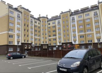 Многокомнатная квартира на продажу, 200 м2, Калининград, улица Александра Невского, 192к2