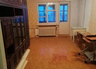Продам двухкомнатную квартиру, 46 м2, Волгоградская область, улица Хользунова, 30