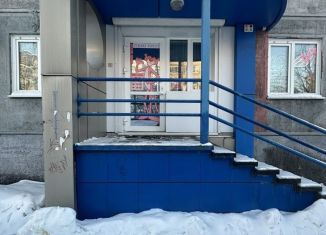 Продаю офис, 54.7 м2, Междуреченск, улица Чехова, 10