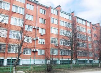 Продам двухкомнатную квартиру, 56.9 м2, Краснодарский край, улица Калинина, 88