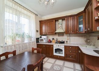 Продается 3-комнатная квартира, 76 м2, Краснодар, улица имени П.М. Гаврилова, 91