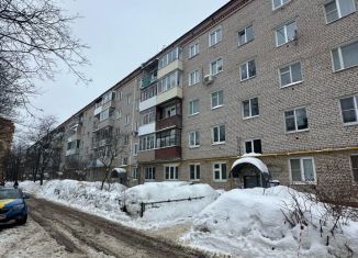 Трехкомнатная квартира на продажу, 52 м2, Сергиев Посад, Воробьёвская улица, 31