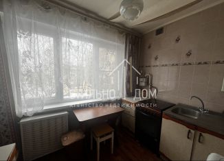 Продаю 2-комнатную квартиру, 49 м2, Калуга, улица Пухова, 5