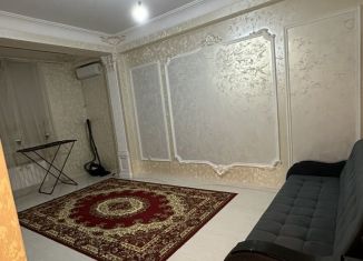 Сдам в аренду двухкомнатную квартиру, 100 м2, Дагестан, проспект Али-Гаджи Акушинского, 393Гк4