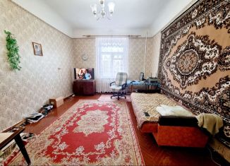 Продажа 3-комнатной квартиры, 71 м2, Каменск-Шахтинский, проспект Карла Маркса, 87