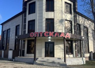 Сдается в аренду помещение свободного назначения, 350 м2, Грозный, улица Мохаммеда Бен Зайеда Аль Нахайяна, 14А, Шейх-Мансуровский район