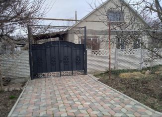 Продаю дом, 75 м2, поселок городского типа Нижнегорский, улица Папанина