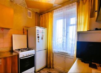 Продажа двухкомнатной квартиры, 46 м2, Магнитогорск, Уральская улица, 153