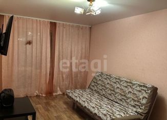 Продаю 2-комнатную квартиру, 44.7 м2, Омская область, улица Дианова, 5Б