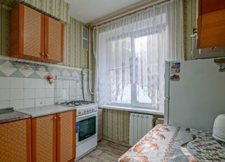 Сдается в аренду 2-комнатная квартира, 41 м2, Москва, Болотниковская улица, 44к4, район Зюзино