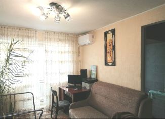 Продается 1-комнатная квартира, 32 м2, Рубцовск, улица Светлова, 74