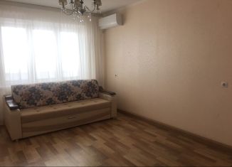 1-комнатная квартира в аренду, 39 м2, Альметьевск, улица Рината Галеева, 31