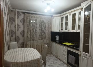 Аренда 3-комнатной квартиры, 75 м2, Чита, Июньская улица, 28