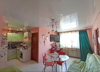 2-комнатная квартира на продажу, 44.1 м2, Магаданская область, улица Гагарина, 38