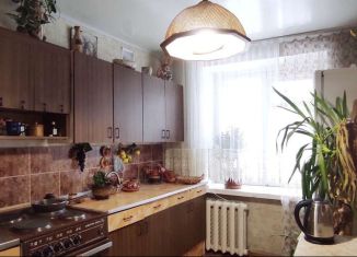 Продается двухкомнатная квартира, 47 м2, Киров, Московская улица, 171