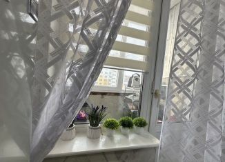 Продажа 1-ком. квартиры, 33 м2, Омск, улица Ядринцева, 24