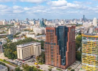 Продается 3-ком. квартира, 95.5 м2, Екатеринбург, Ленинский район, улица Большакова, 66