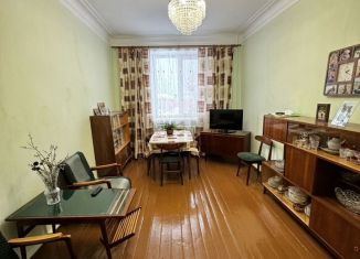 Продается 3-ком. квартира, 58.1 м2, Карпинск, улица Фёдорова, 1