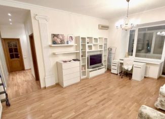 Сдается трехкомнатная квартира, 90 м2, Москва, Краснопролетарская улица, 9