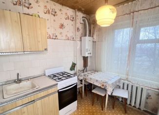 Продажа 3-ком. квартиры, 62 м2, Ефремов, улица Химиков, 5