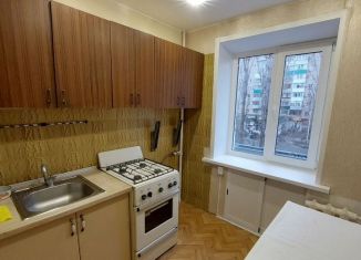 Сдается двухкомнатная квартира, 51 м2, Балаково, улица Ленина, 92