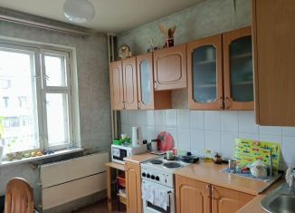 Продам трехкомнатную квартиру, 68 м2, Красноярск, улица Весны, 7А, Советский район